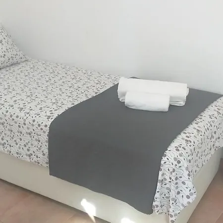 C&blola - Habitacion Independiente Con Bano Privado Y Aire Acondicionado - Minimo 3 Dias Puerto Real