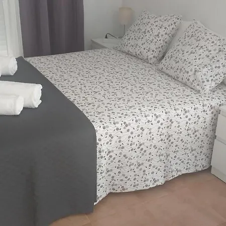 Homestay C&blola - Habitacion Independiente Con Bano Privado Y Aire Acondicionado - Minimo 3 Dias Puerto Real