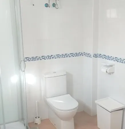 Homestay C&blola - Habitacion Independiente Con Bano Privado Y Aire Acondicionado - Minimo 3 Dias